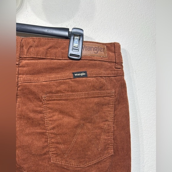 (Q) Wrangler Women's Corduroy Flared Wide Leg Pants, Sizes 12/32, 18/30 - Picture 9 of 14